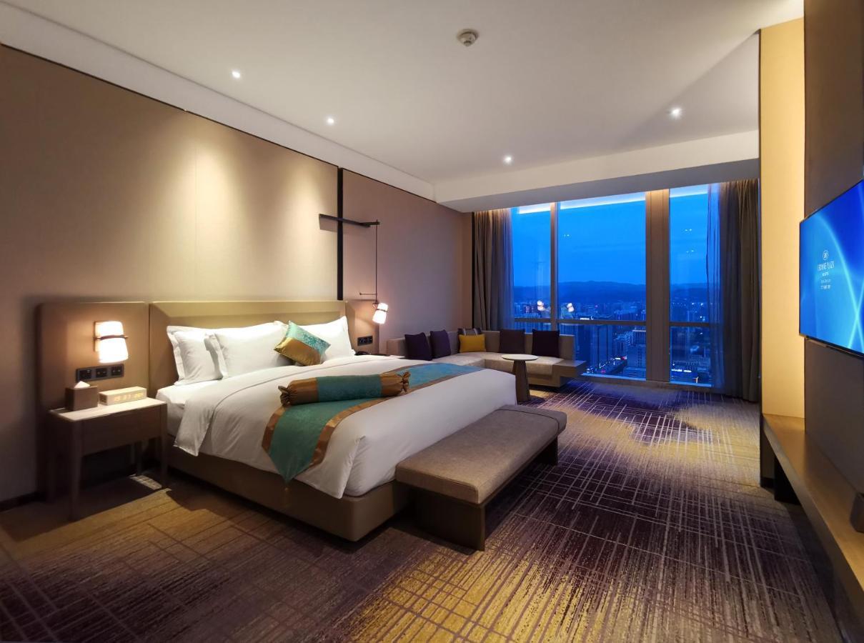 Sunshine Plaza Taiyuan Downtown Hotel Exterior photo